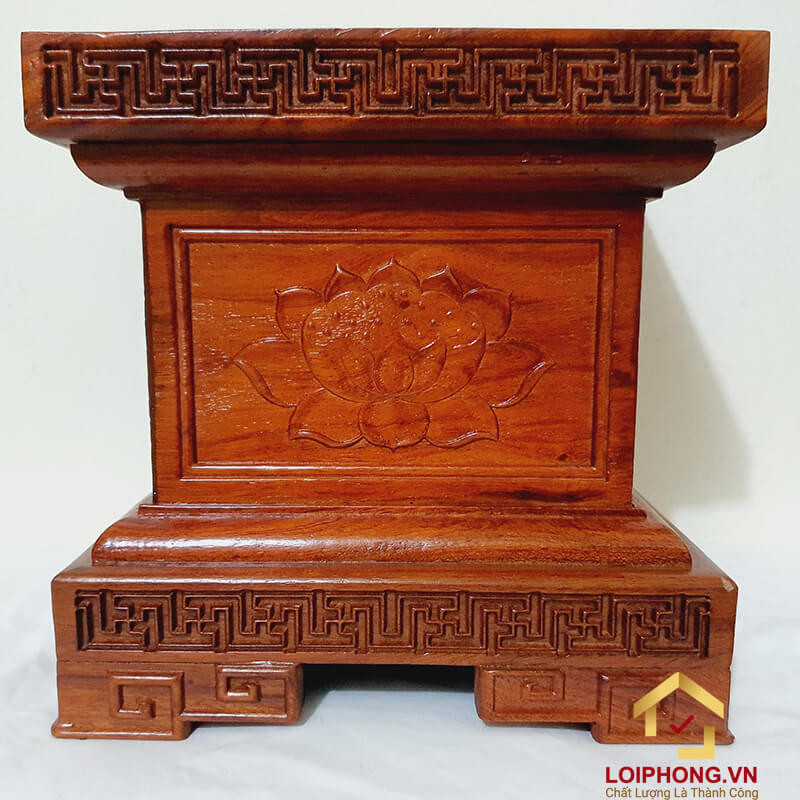 Ghế đôn gỗ vuông chạm khắc hoa sen bằng gỗ hương nhiều kích thước