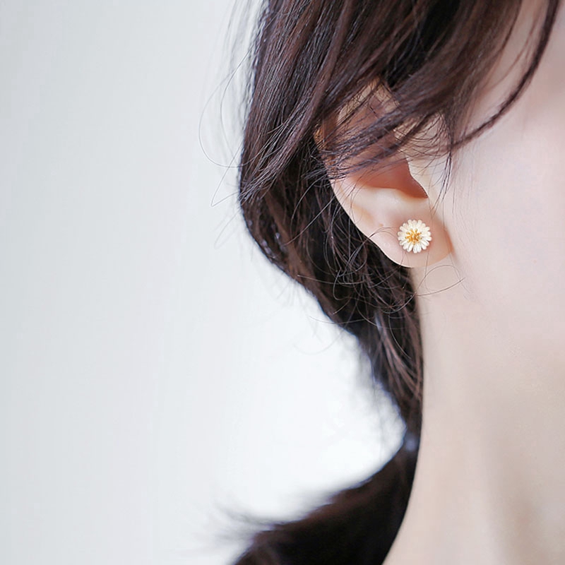 Khuyên tai nụ cúc hoạ mi daisy