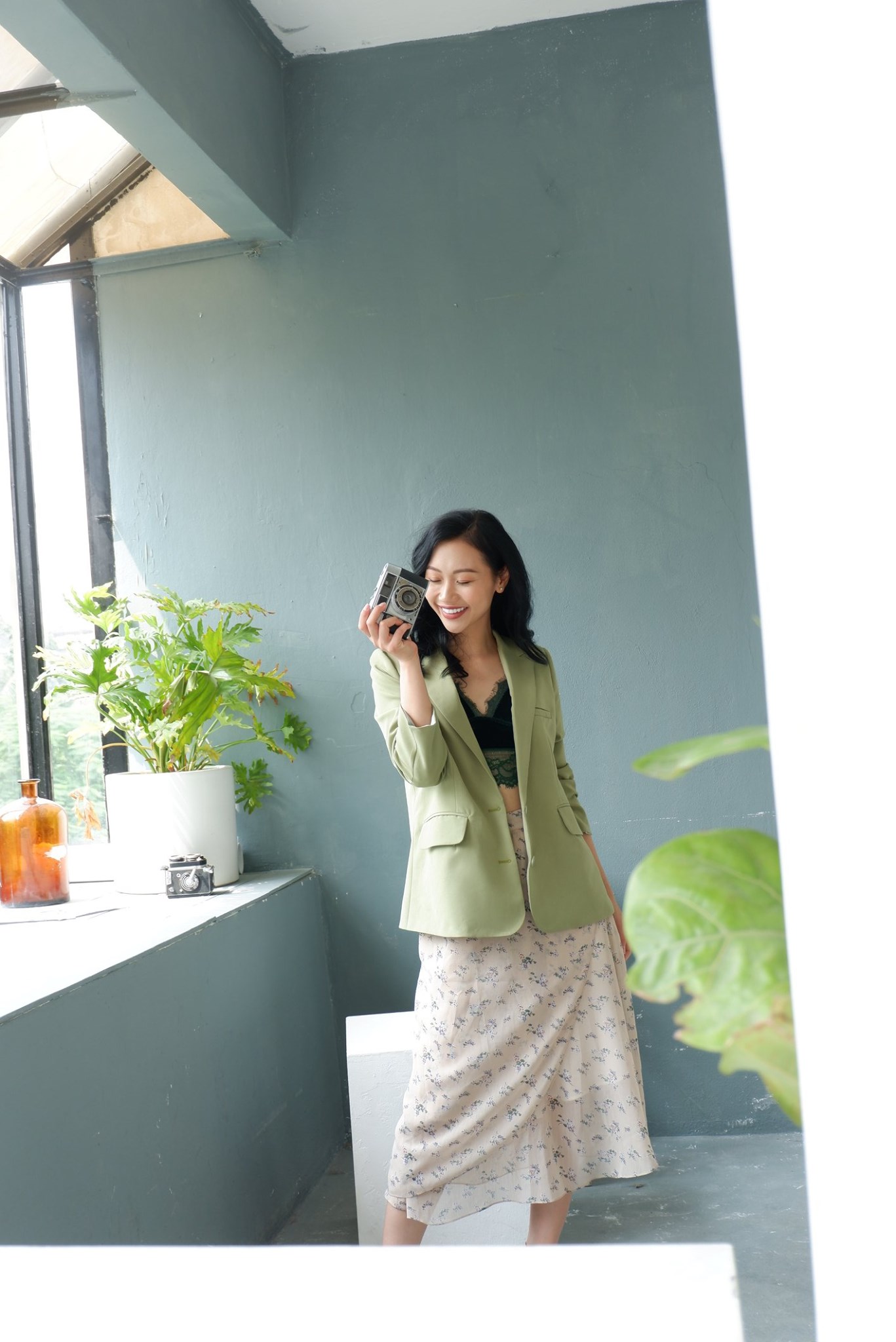 Classic blazer - Áo blazer thiết kế cổ điển trơn màu