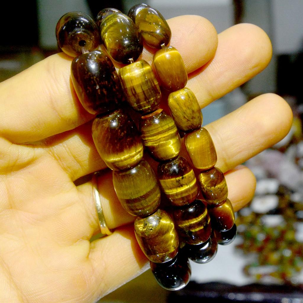 Vòng tay lắc tròn đá mắt hổ