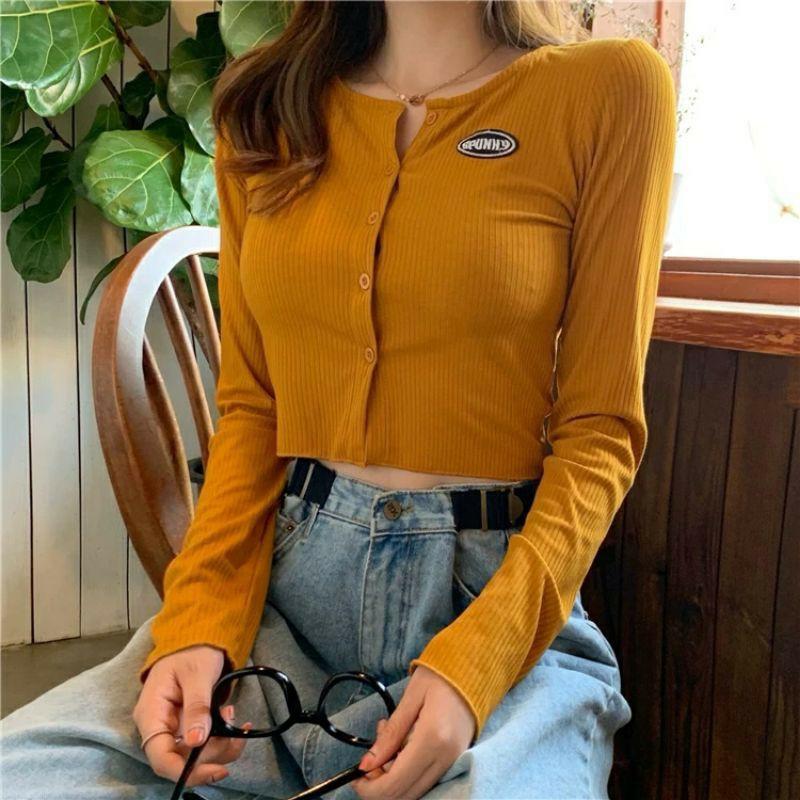 Áo croptop thun tay dài cúc thật thêu logo thời trang XIXO ATN0022