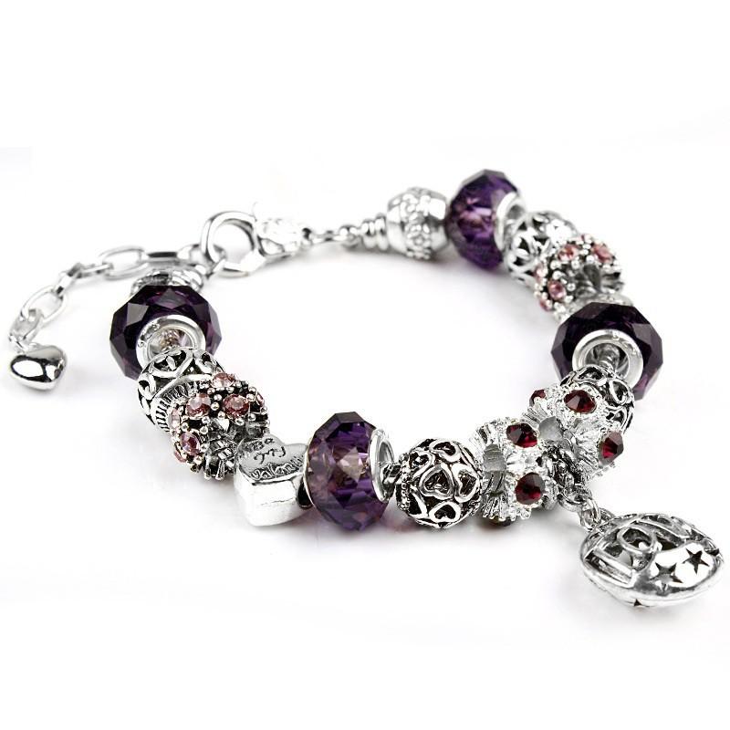 Vòng tay charm chữ Love mẫu mới