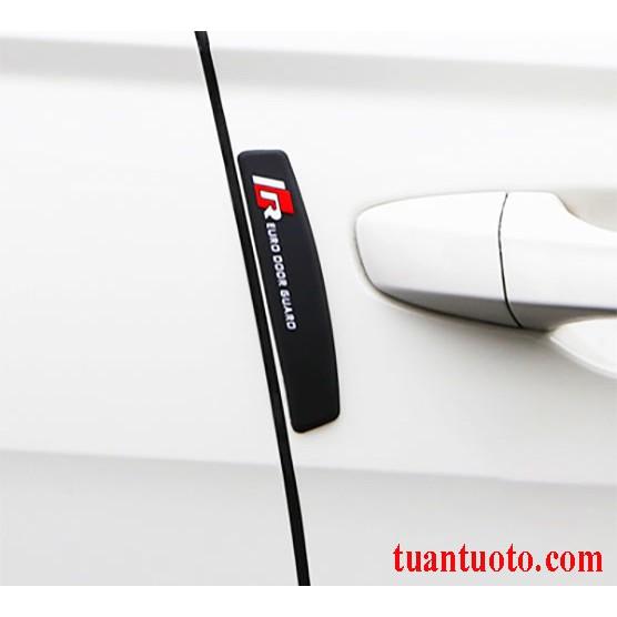 Bộ 04 miếng nhựa dán chống trầy cánh cửa ô tô