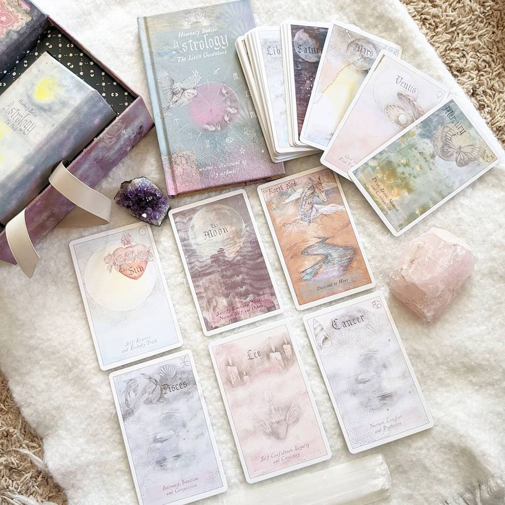 Bộ Bài Heavenly Bodies Astrology Oracle 51 Lá  Đá Thanh Tẩy