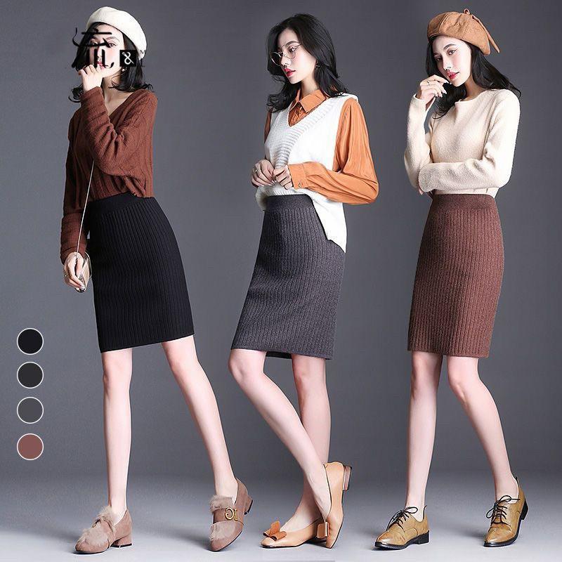 Chân váy len dáng ngắn xẻ tà