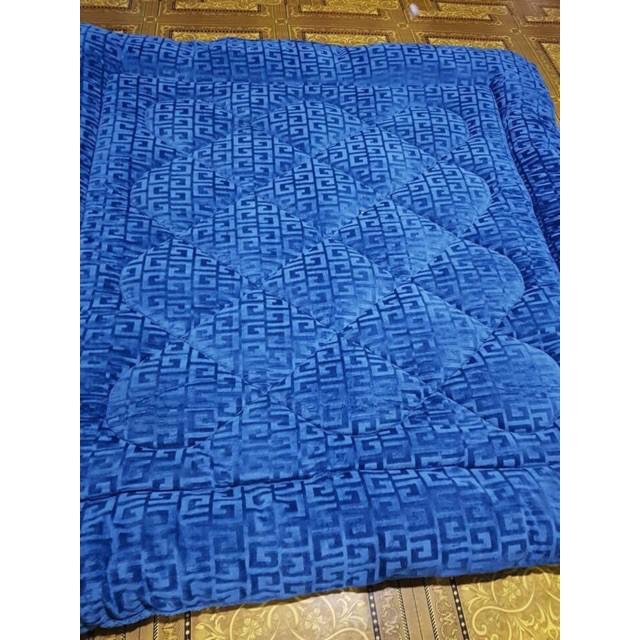 Chăn lông cừu chữ vạn 3D