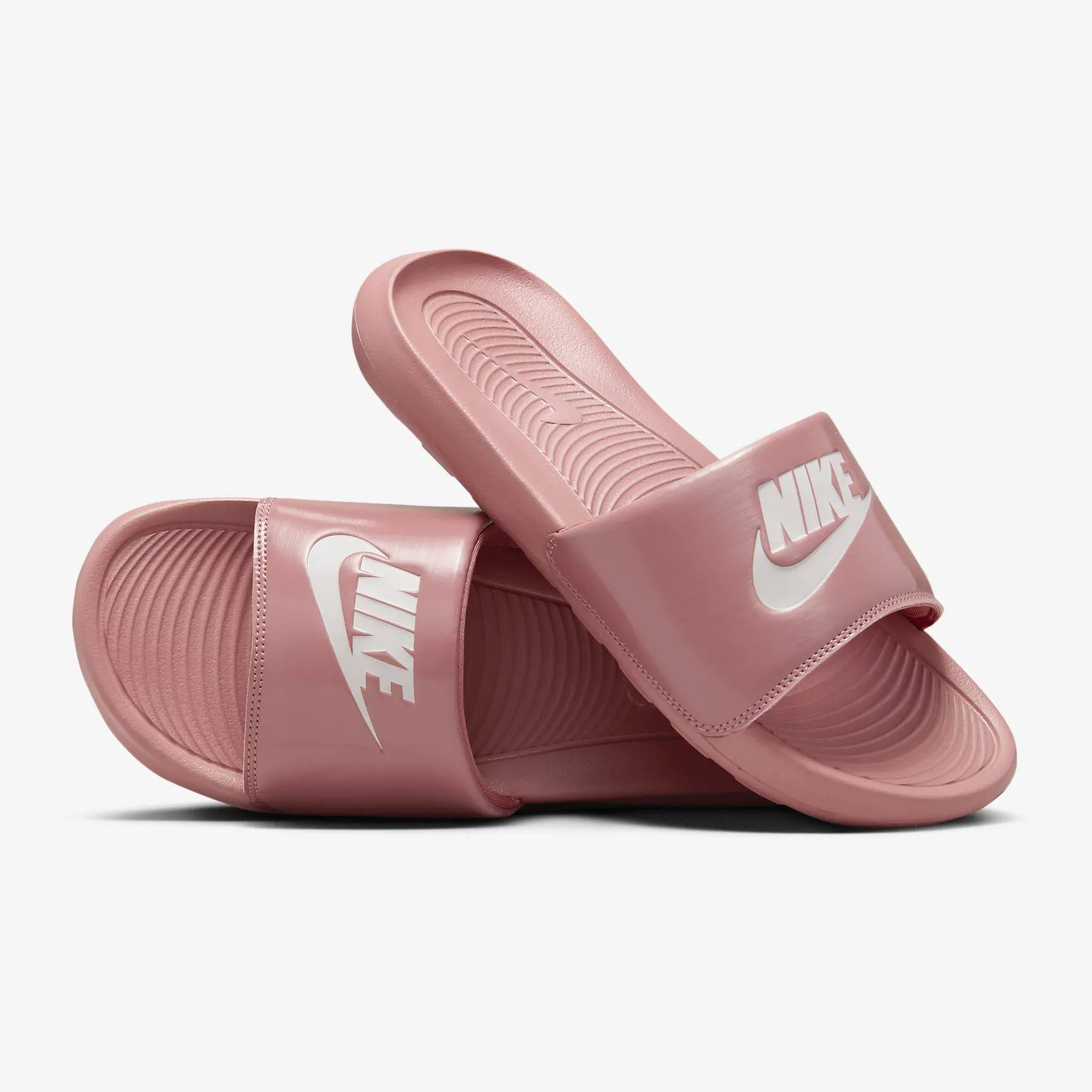 Dép thời trang Nữ W NIKE VICTORI ONE SLIDE