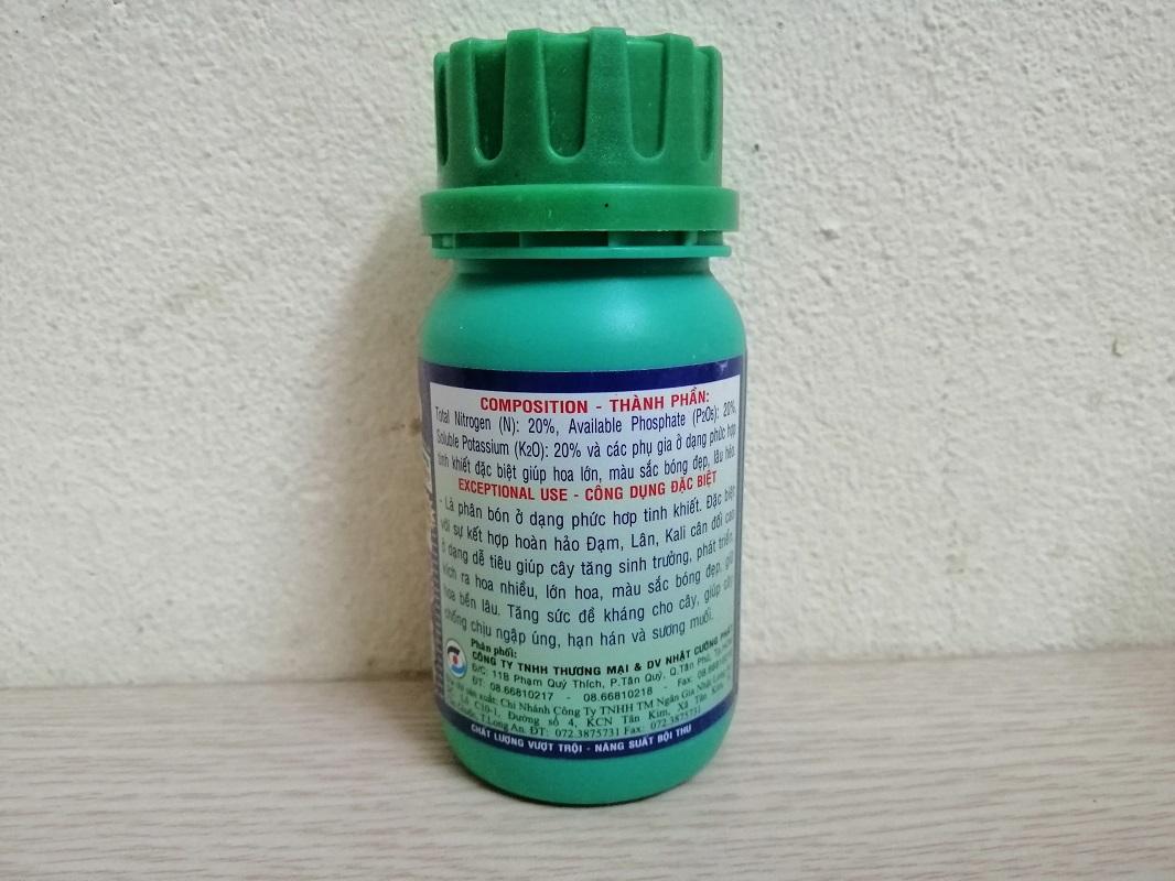 COMBO PHÂN BÓN LÁ RICHITO 20-20-20  HOA LỚN, MÀU SẮC ĐẸP LỌ 90Gr +Phân Bón Lá NPK THẦN KỲ 2, 6-30-30, KÍCH RA HOA CỰC MẠNH Lọ 90Gr