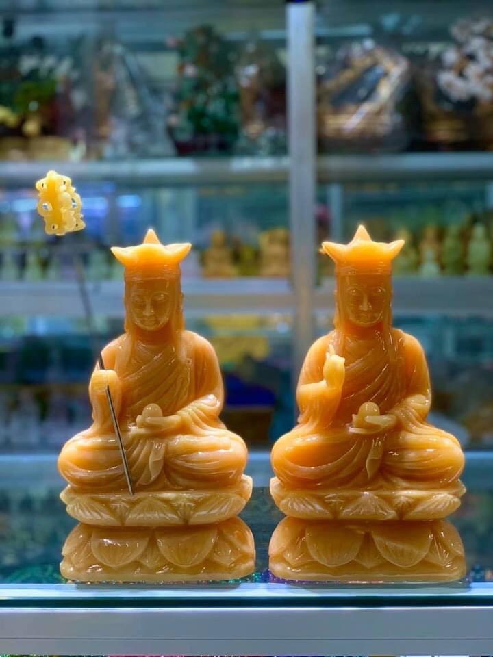 Tượng địa tạng vương bồ tát ngồi đài sen đá ngọc hoàng long - Cao 30cm