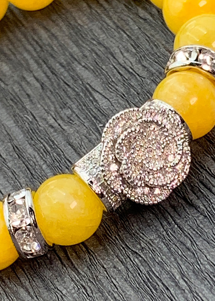 Vòng Đá Thạch Anh Vàng Vân 8 Ly Charm Hoa Đá Bạc