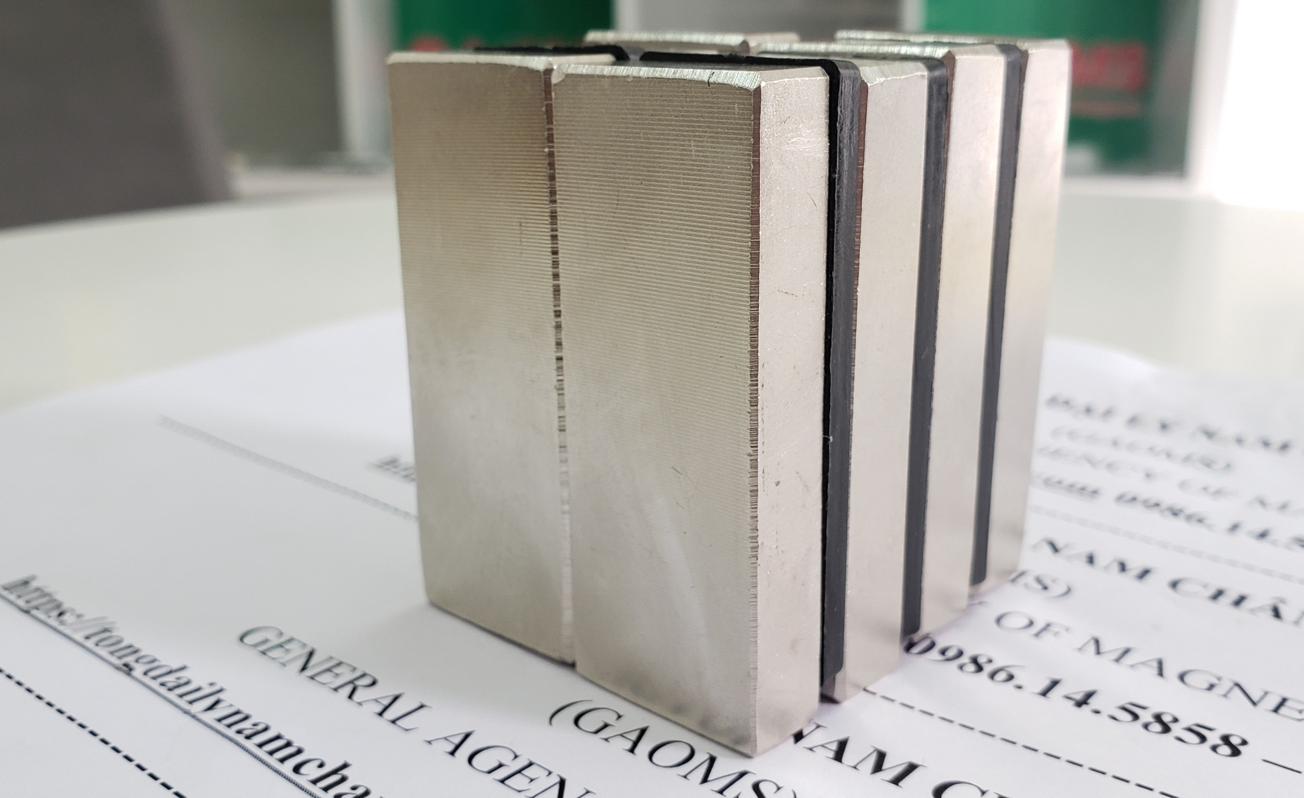 Nam châm siêu mạnh kích thước 60x25x10mm, lực hút cực mạnh