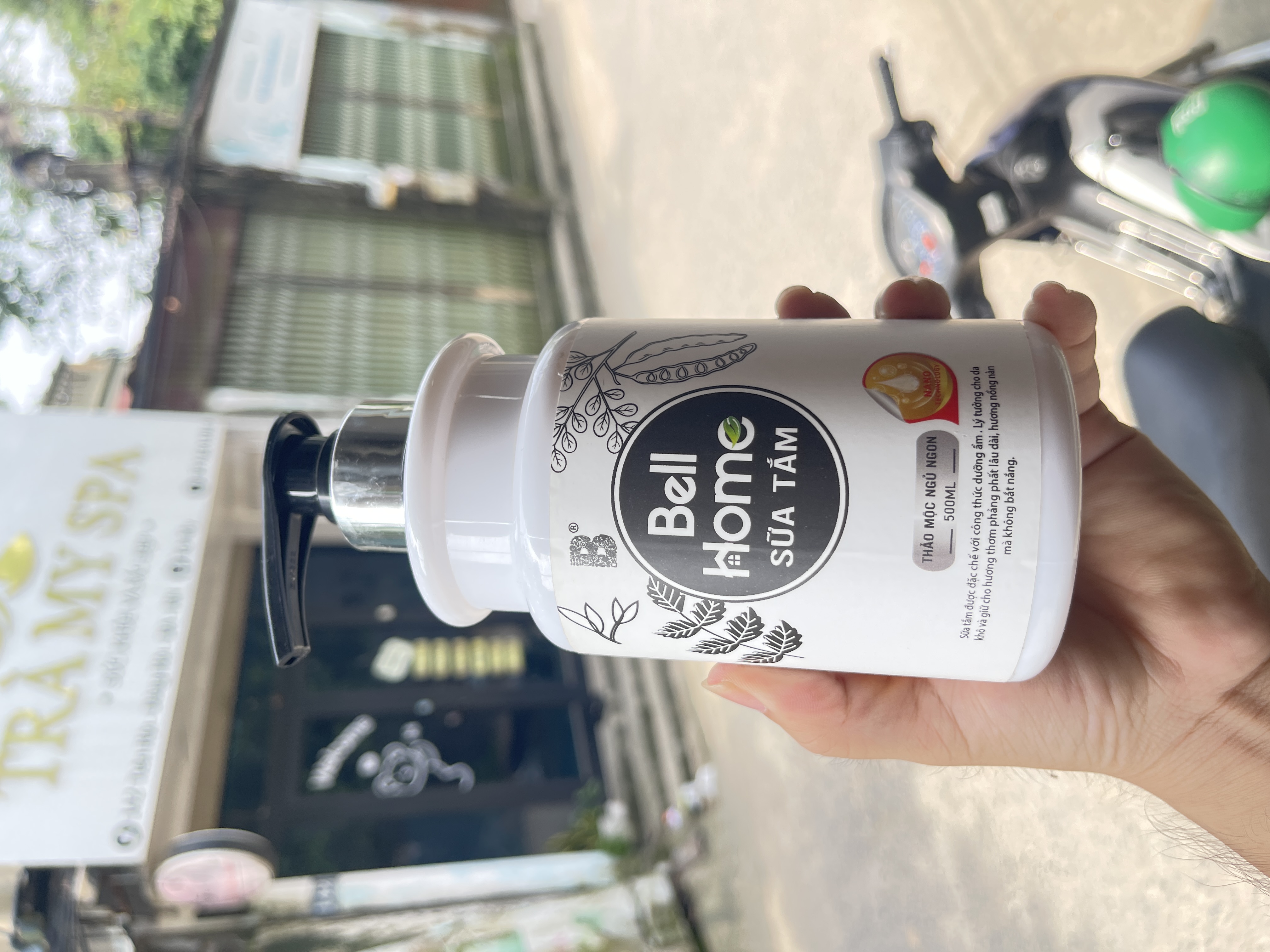 Sữa Tắm Công Nghệ Sinh Học Thảo Dược Ngủ Ngon Bell Home 500ml