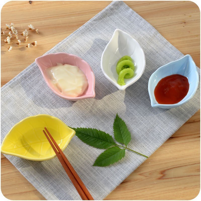 Bát sứ ăn dặm hình lá ổi 50ml