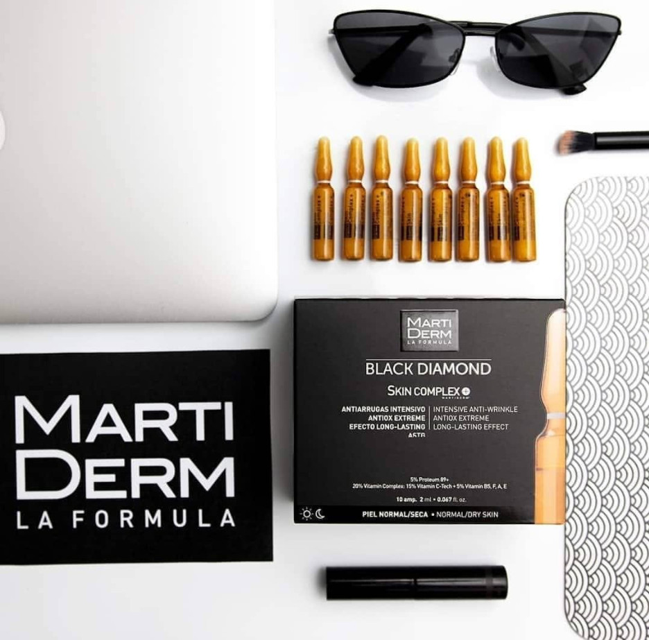 Set 10 ống tinh chất trẻ hóa &amp; làm sáng da MartiDerm Black Diamond skin complex advanced 2ml TẶNG mặt nạ Sexylook (Nhập khẩu)