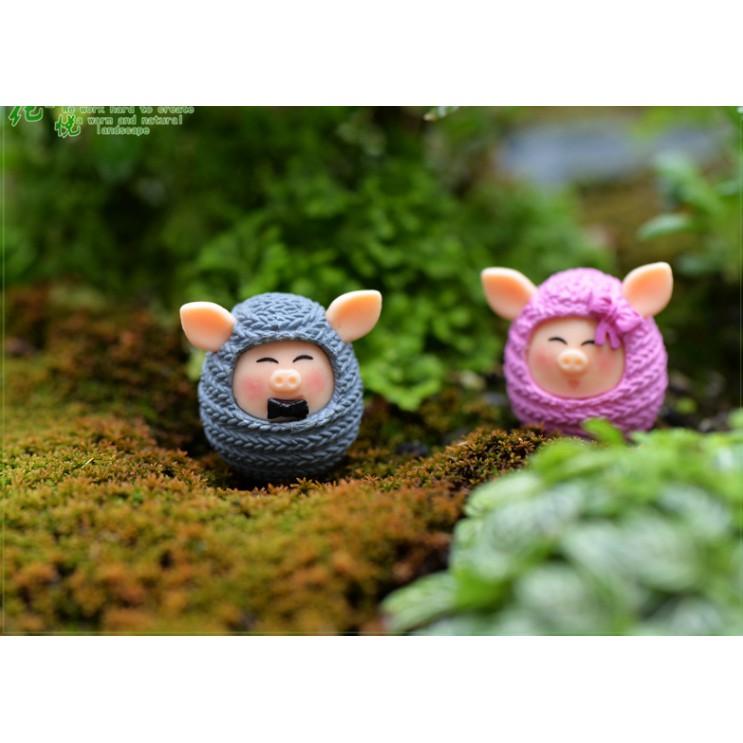 Mô hình đôi lợn mặc áo len cực cute để trang trí bonsai, tiểu cảnh