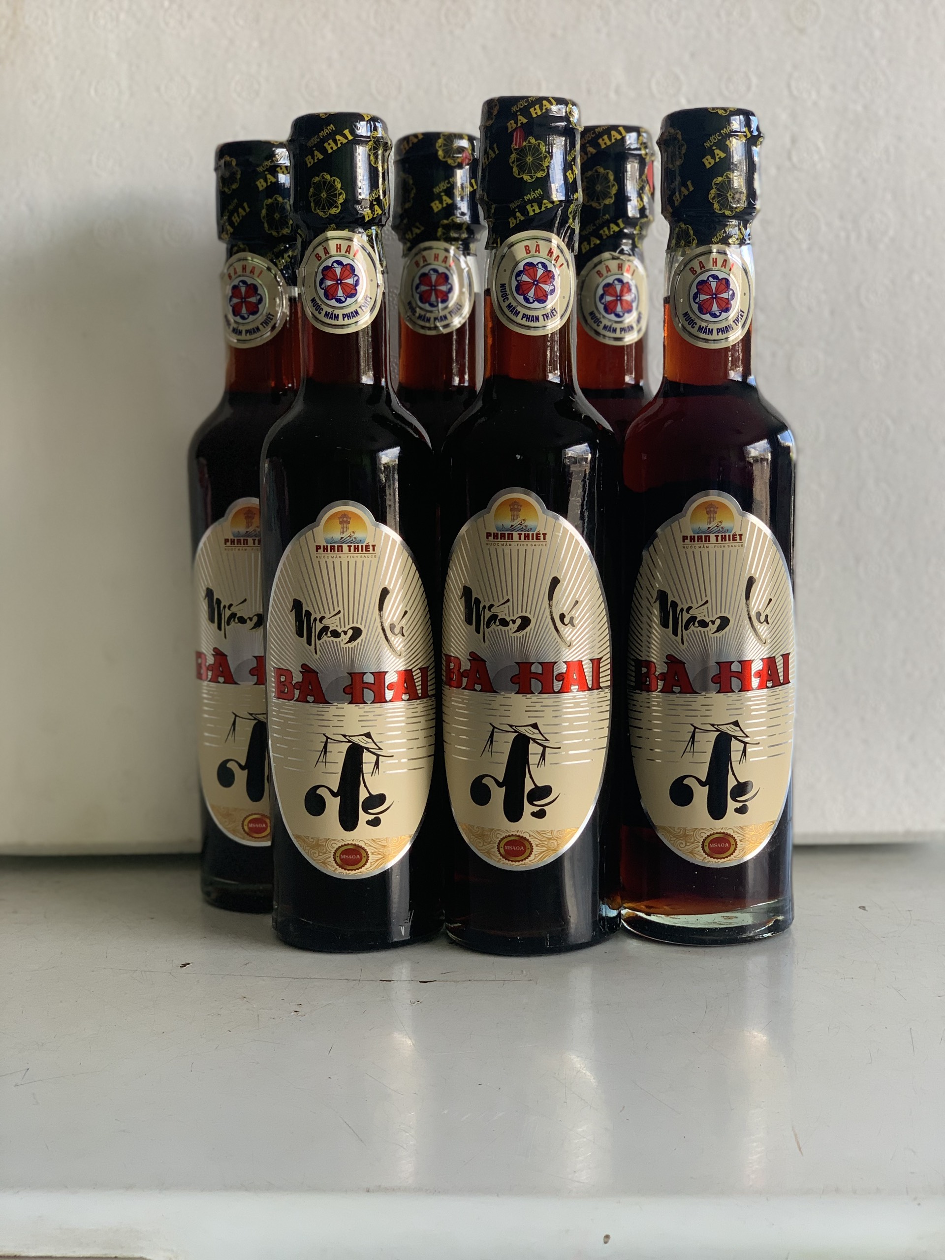 Thùng nước mắm lú Bà Hai (6 x 330ml)