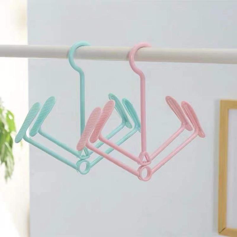 Móc treo phơi giày, treo mũ nón, phụ kiện, treo đồ đa năng xoay 360 độ thông minh tiện dụng