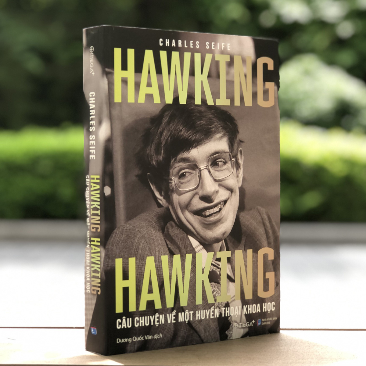 Sách - Hawking Hawking Câu Chuyện Về Một Huyền Thoại Khoa Học 399K