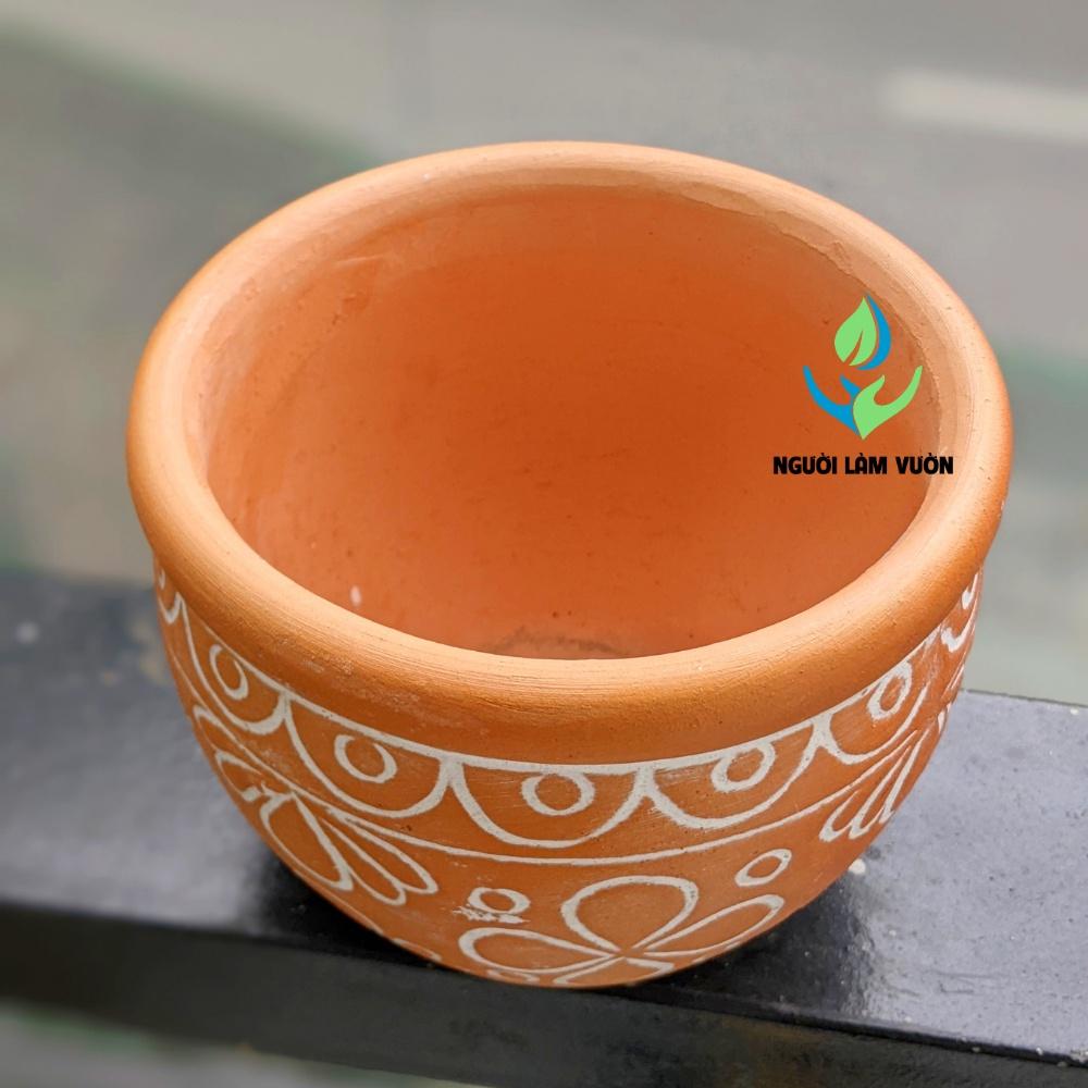Chậu đất nung kiểu chum họa tiết hoa trắng trồng hoa tết, trồng cây trang trí size 10x11cm
