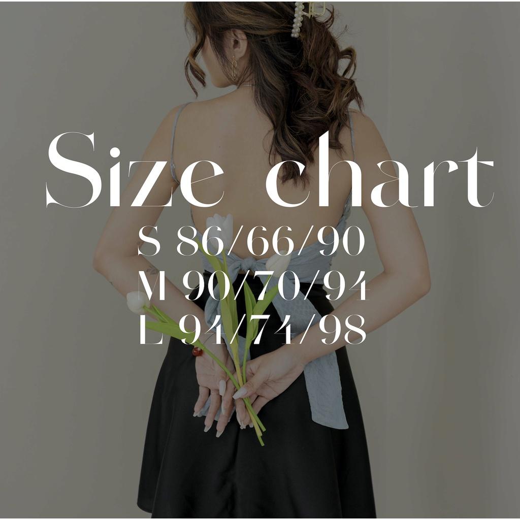 Áo trễ vai Linn Black Top