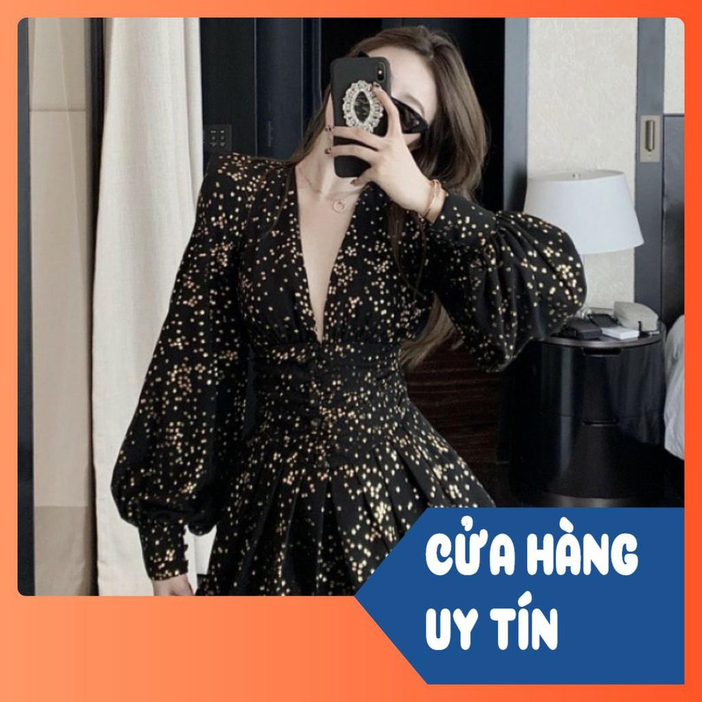 VÁY JUM ĐEN SAO VÀNG CỔ XẺ DÀI TAY