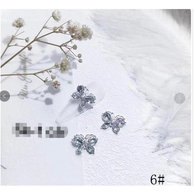 charm trang trí nail mã buom