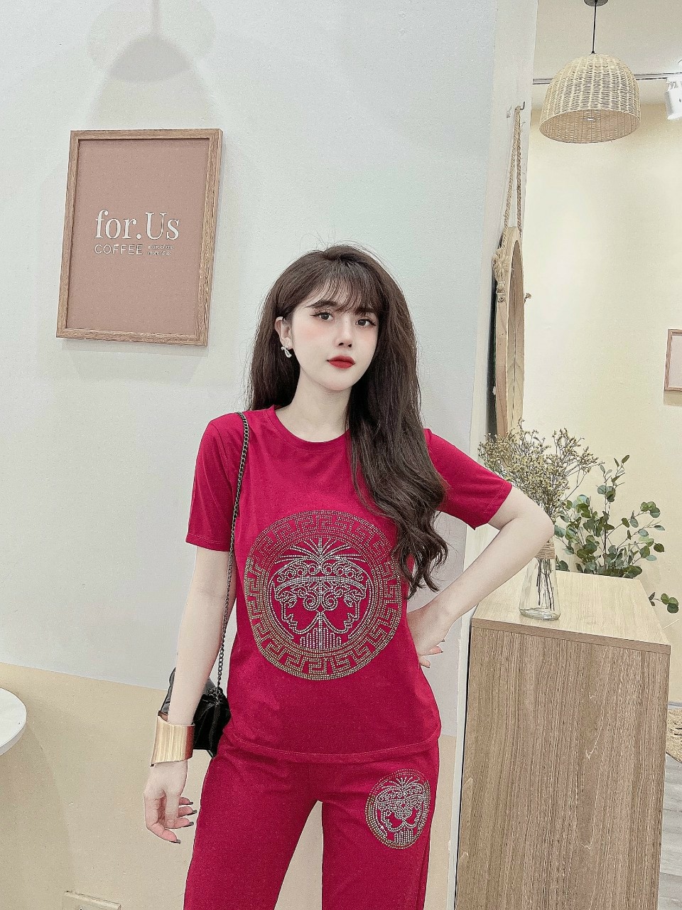 Đồ bộ thun cotton đính đá họa tiết (3 màu: đen, đỏ, cam)