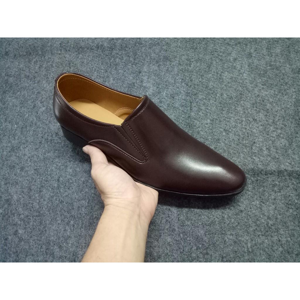 Giày tây công sở màu nâu, thiết kế phong cách lịch lãm, giày chắc chắn