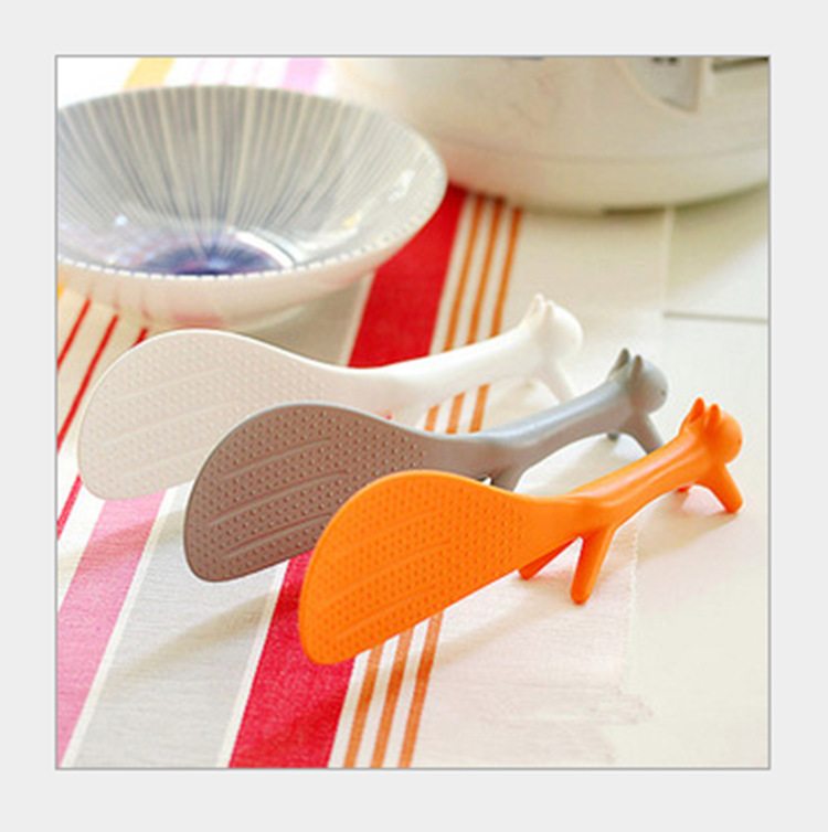 Vá Xới Cơm Lúa Mạch Hình Chú Sóc