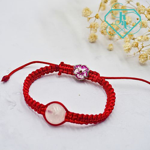 Vòng thắt dây thạch anh hồng mix charm VTD-02