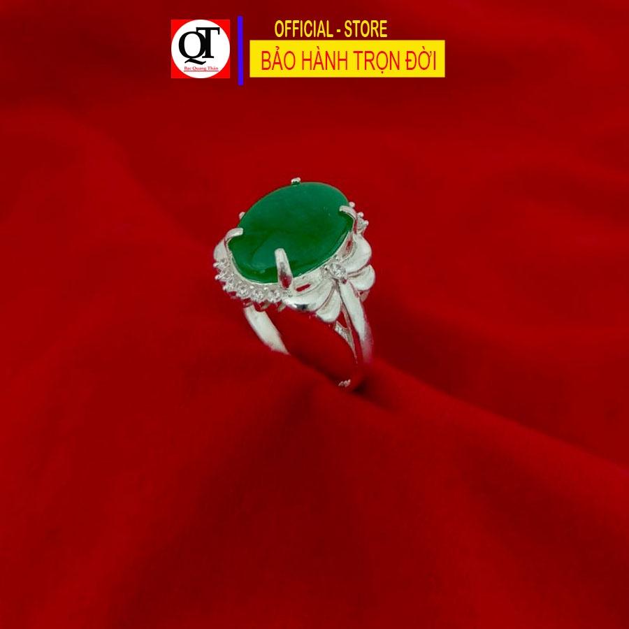 Nhẫn bạc nữ mặt ngọc xanh lá ovan chất liệu bạc ta Bạc Quang Thản - QTNU.QH115