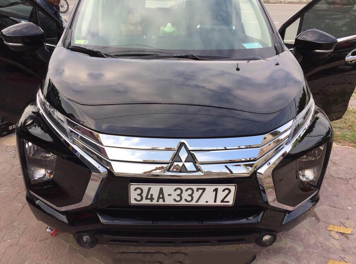 Mặt Ca Lăng Dán Mitsubishi Xpander