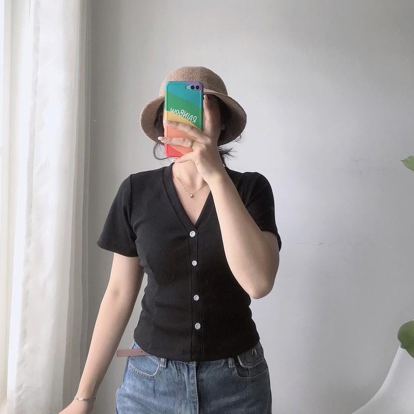 Áo thun nữ gân tăm tay ngắn cổ tim MADELA có Bigsize , chất liệu thun tăm mềm mịn thoáng mát , kiểu dáng basic dễ phối đồi ,áo có nhiều màu và size để lựa chọn- AT02