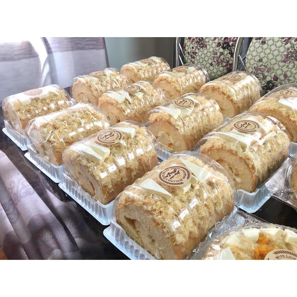 Hộp H22 đựng bánh bông lan cuộn ngắn lớn size 14cm
