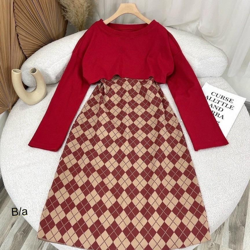 SET ĐẦM SUÔNG DÀI TRƠN DÂY SÁT NÁCH + ÁO CROPTOP RỘNG TRƠN XANH LÁ TAY DÀI DẠO PHỐ DỰ TIỆC GIÁNG SINH NOEL