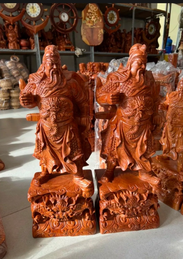Tượng ddiieu khắc quan công trấn ải bawfg gỗ hương cao 30 cm