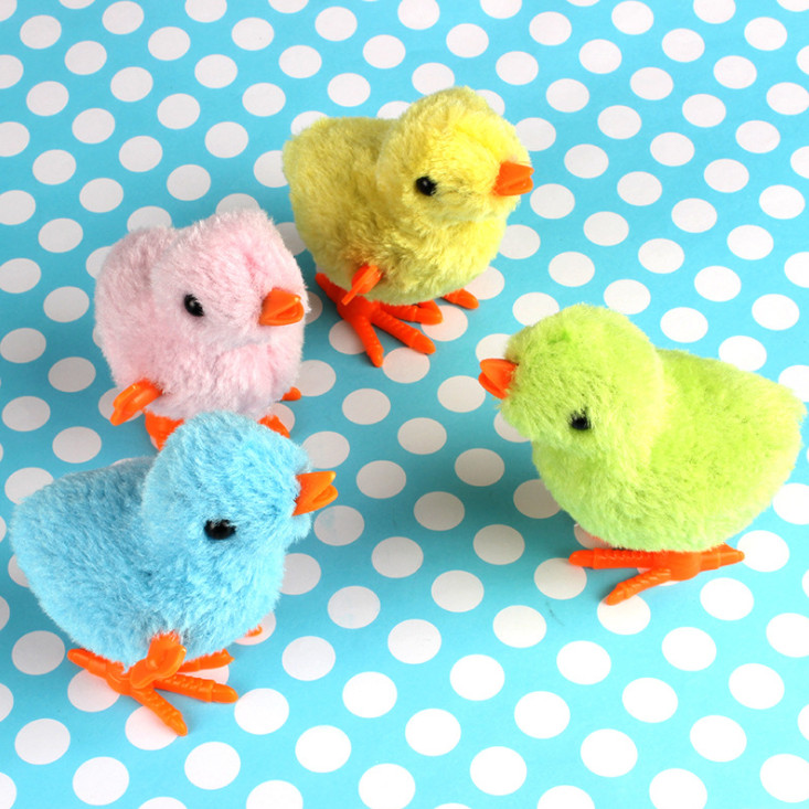 Mô hình gà bông chạy cót độc đáo - Màu ngẫu nhiên