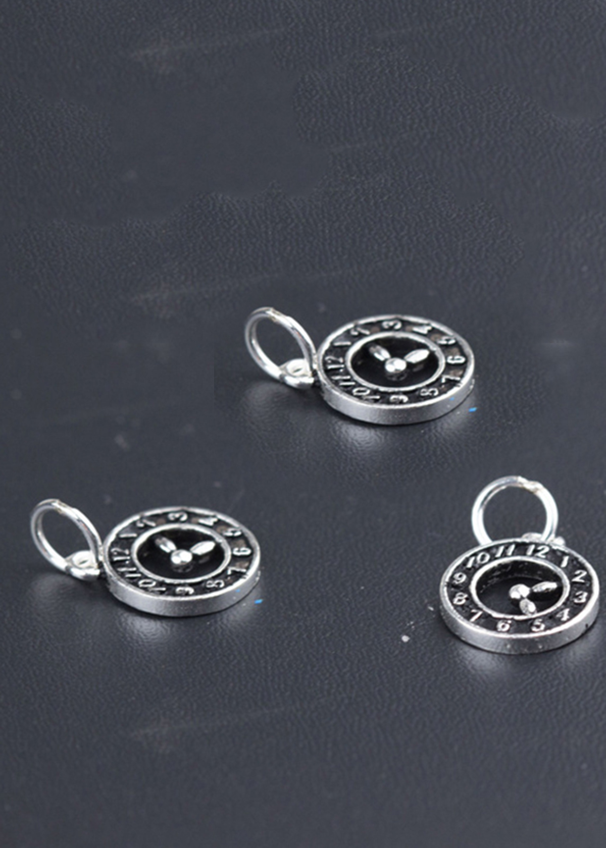 Hình ảnh Combo 3 cái charm bạc hình đồng hồ treo - Ngọc Quý Gemstones