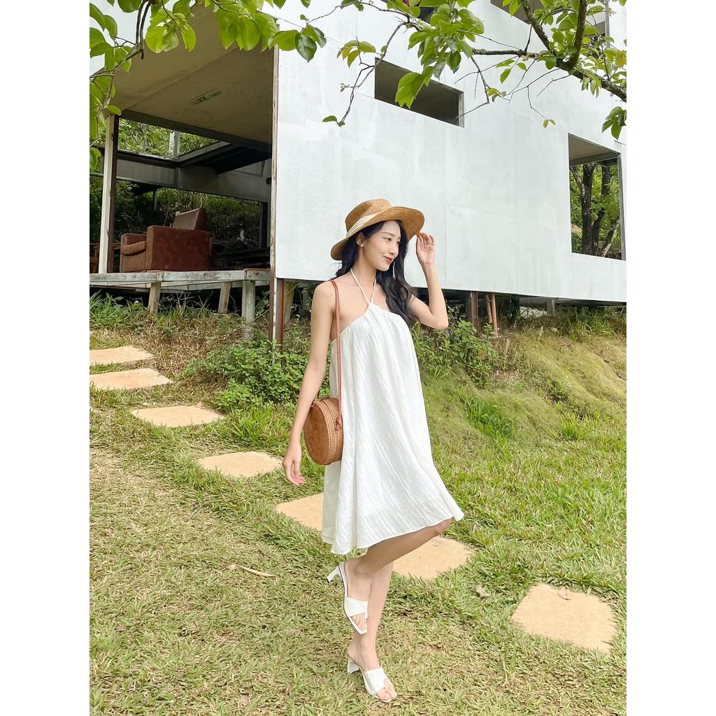 Đầm cổ yếm, chất cotton thô hai lớp, thích hợp đi biển và dạo phố