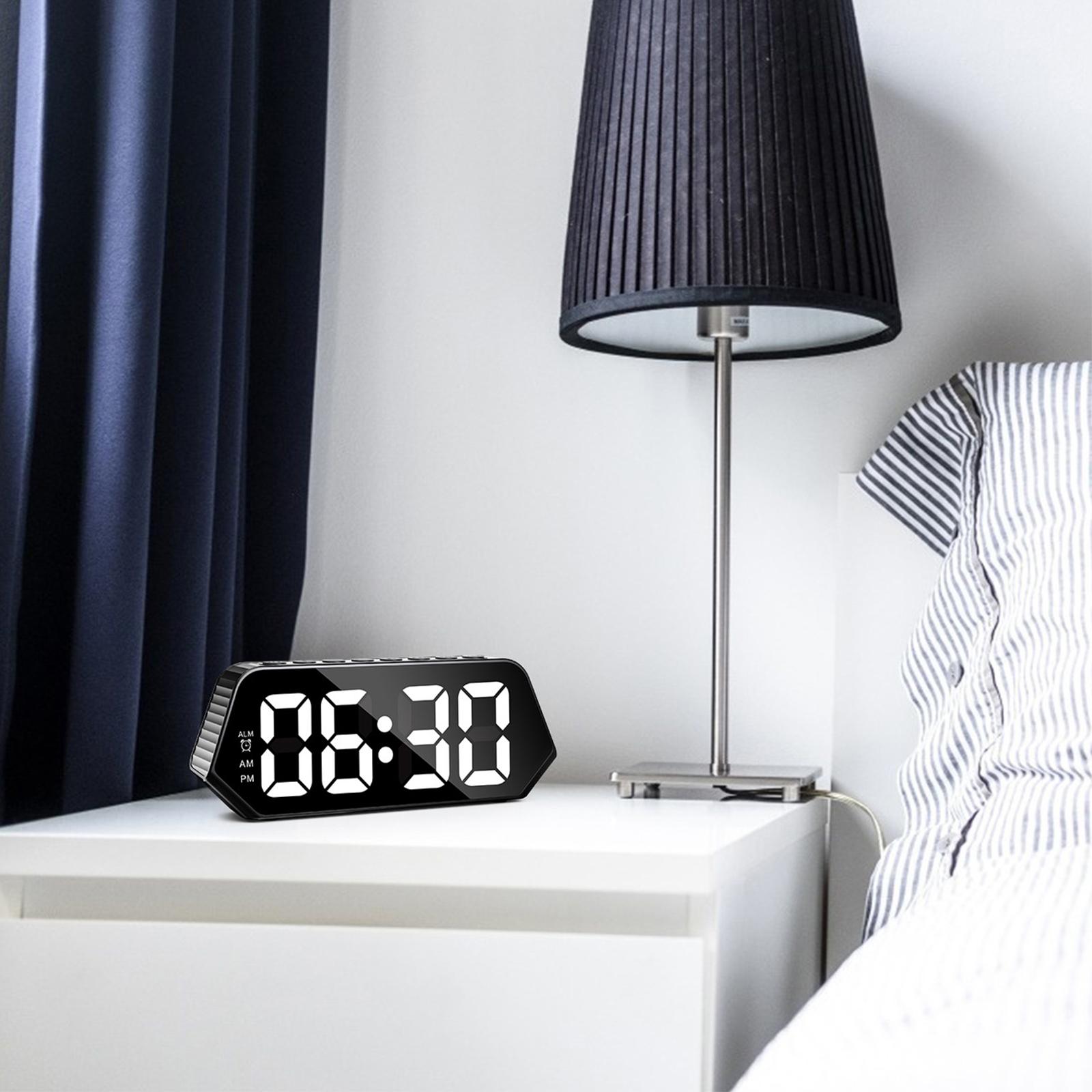 Đồng Hồ Báo Thức Kỹ Thuật Số 6 Âm Thanh Và Màn Hình Đèn Led Thời Gian Tự Động Ngủ