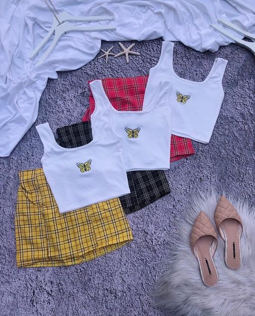 Set áo ba lỗ phối chân váy karo xẻ tà