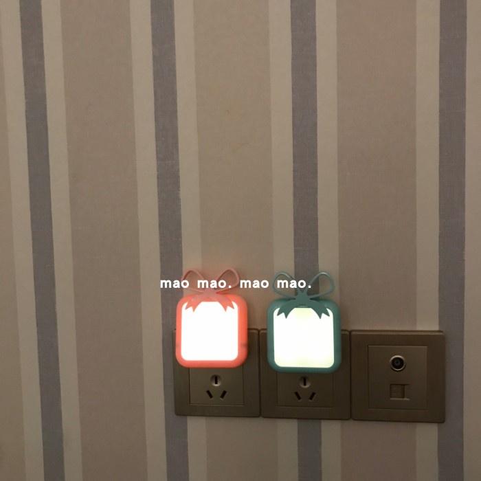 Đèn ngủ cắm tường Kliya hộp quà dễ thương Tự cảm ứng ánh sáng vàng ấm Đèn trang trí đầy màu sắc Tiết kiệm điện năng