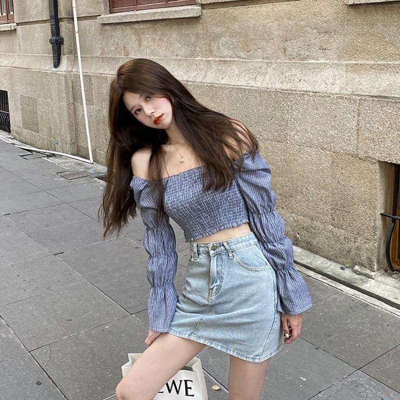 Áo croptop nhún tay dài kẻ sọc summer 2021