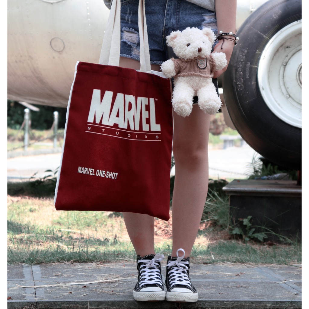 Túi tote vải thiết kế Marvel studios