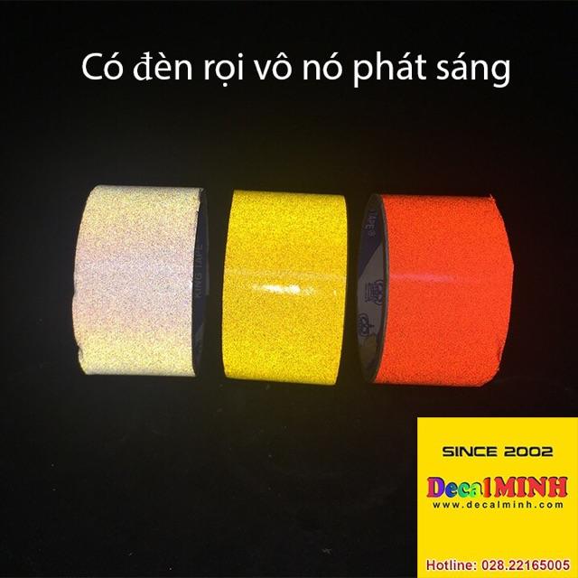 Decal phản quang trang trí xe