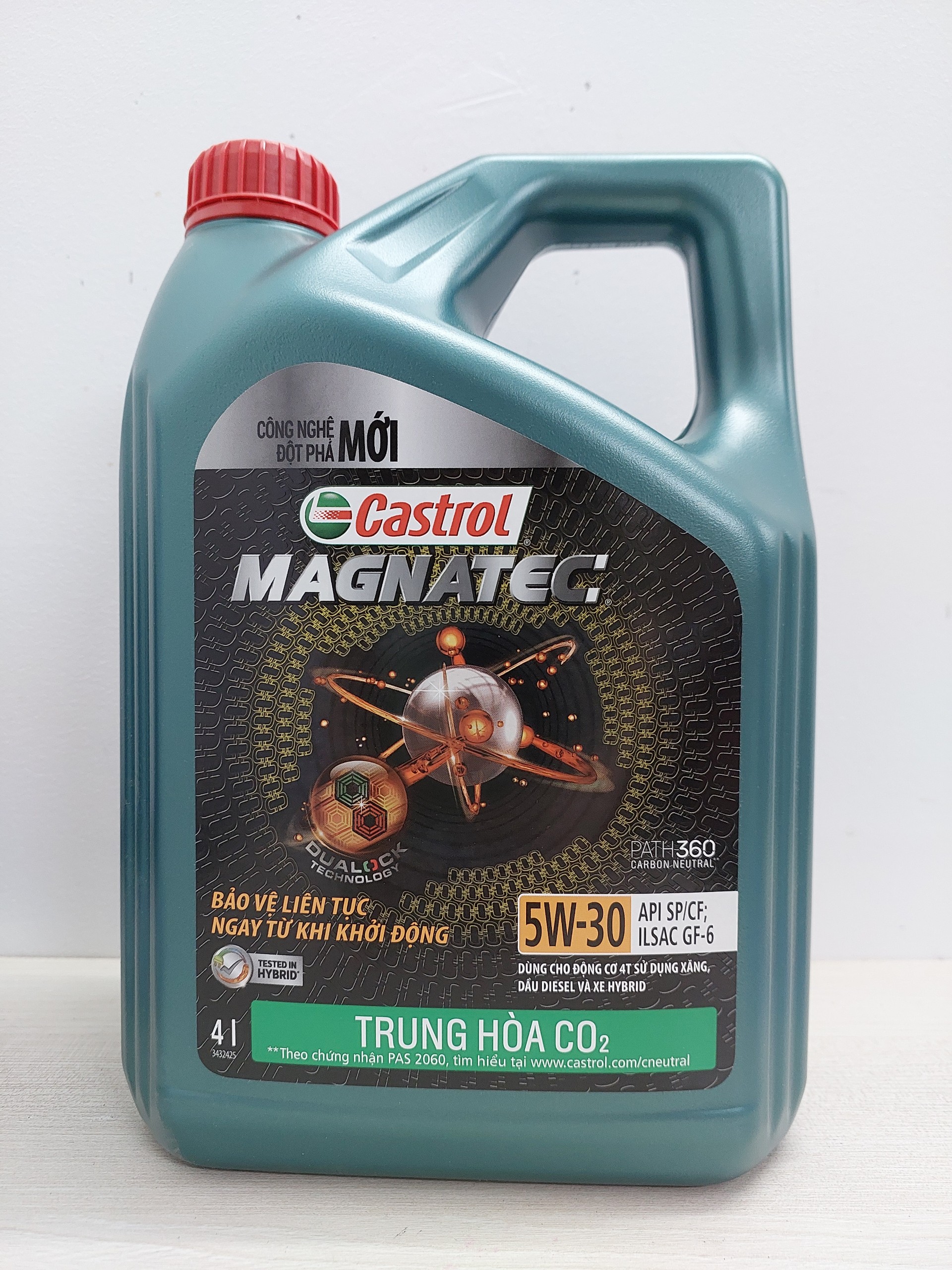 Dầu nhớt ô tô cao cấp tổng hợp toàn phần Castrol Magnatec 5W-30 API SP - 4L