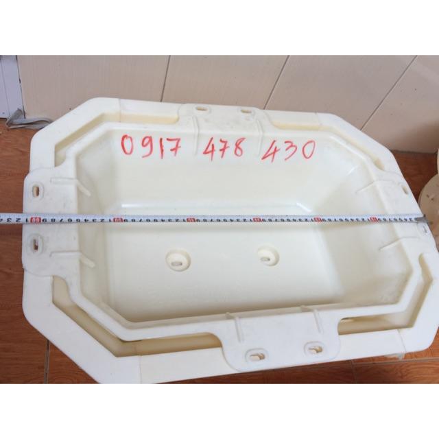 Khuôn đổ chậu cây cảnh chữ nhật vát góc 55cm