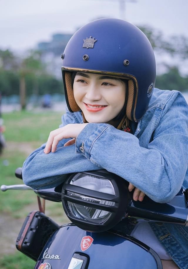 Nón bảo hiểm 3/4 Royal M20C