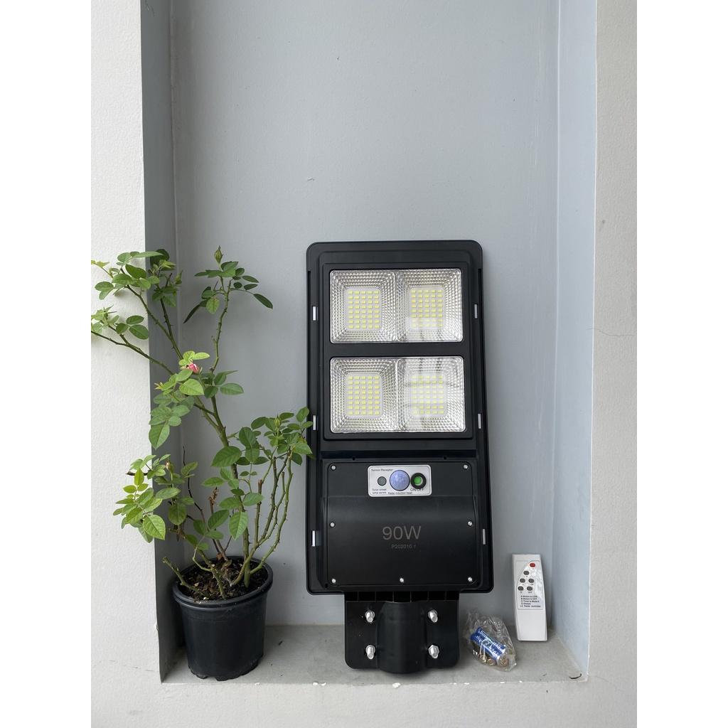 Đèn đường liền thể NLMT 90W, có remote