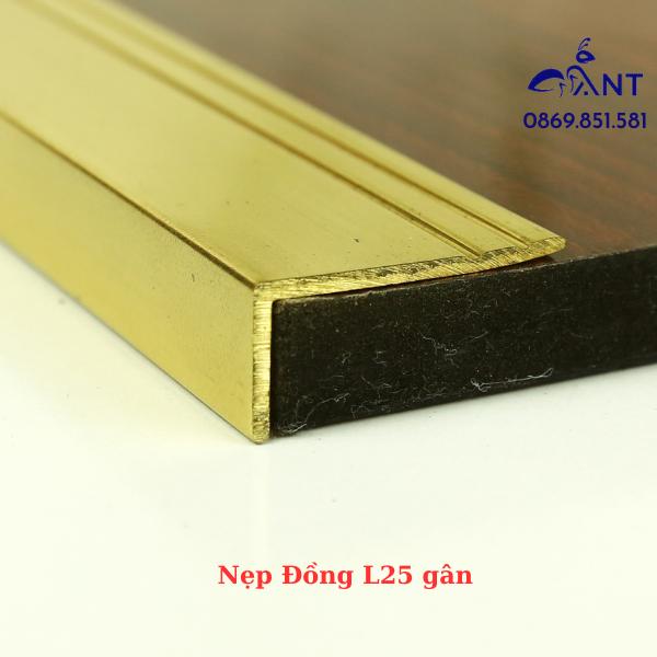 Nẹp Đồng L25 sọc, Nẹp đồng chữ L, Nẹp đồng chống trơn, nẹp ốp cầu thang, giá 1m